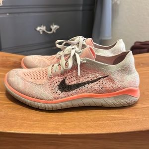 Nike free run flyknit